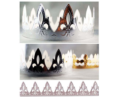 COURONNE EN OR A MOTIF DE FLEUR DE LYS 100 unités
